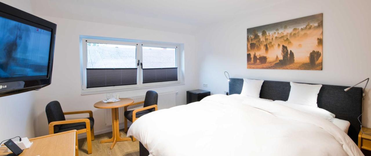 Landhaus Amelinghausen Ferienzimmer ภายนอก รูปภาพ